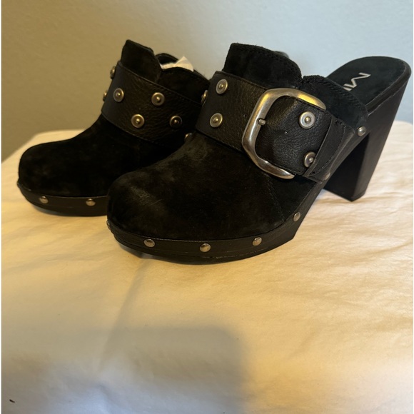 MIA SHOES CLOGS NWT - Picture 2 of 10